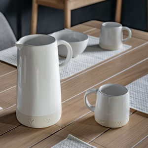 Barnabee Jug
